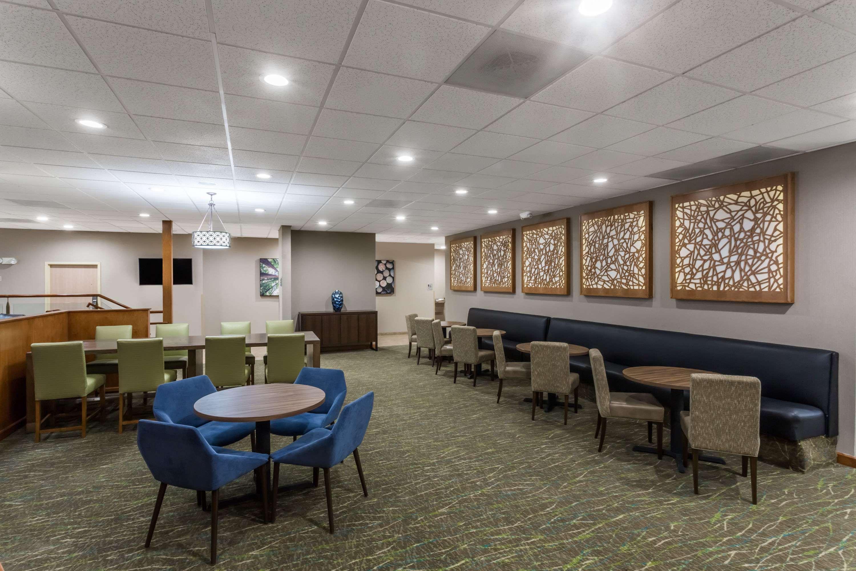 Wyndham Garden Fresno Yosemite Airport Hotel Buitenkant foto